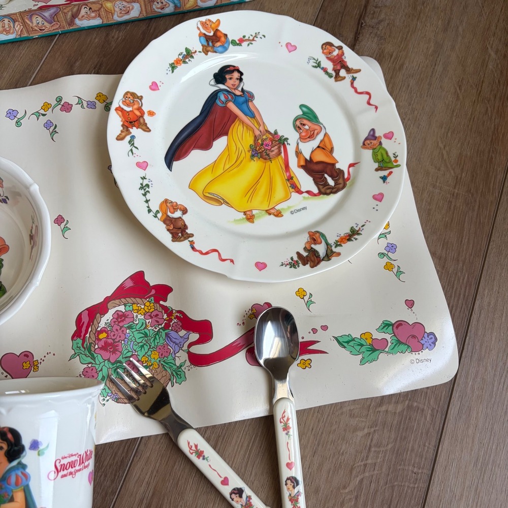 RARE Full Set Vtg Disney Snow White Seven Dwarfs 6pc Melamine Set Selandia Plate - Picture 3 of 7